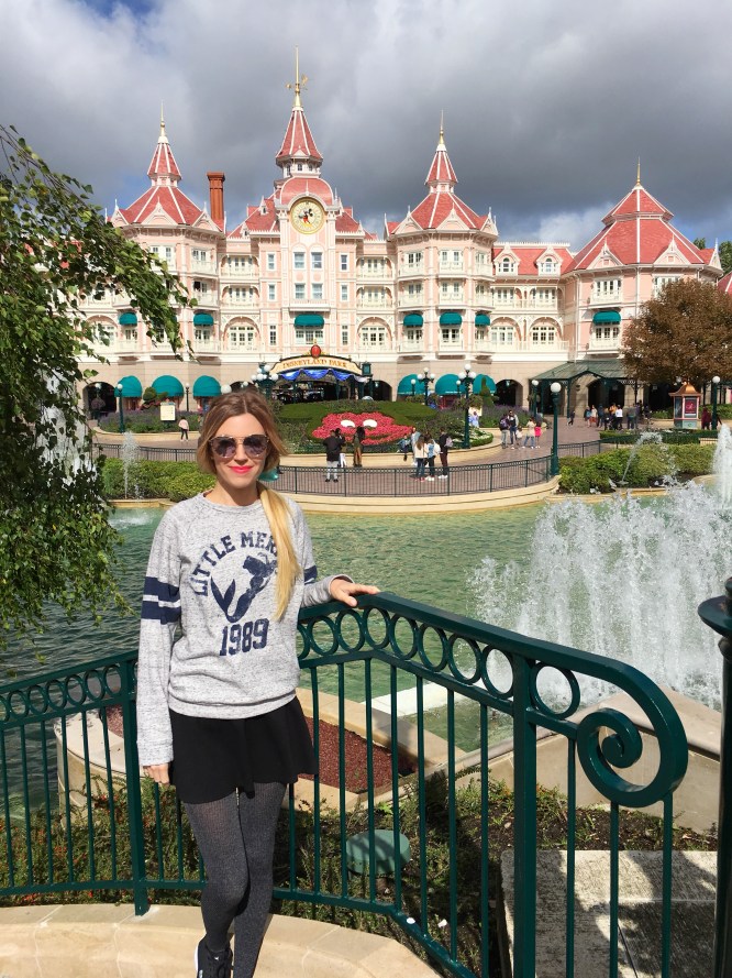 Disneyland Paris Hotel Enrance